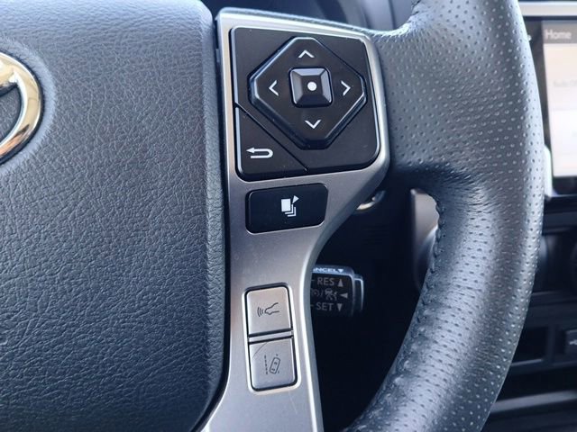 Used 2021 Toyota 4Runner SR5 Premium w/ Moonroof Package AWD/4WD image 23