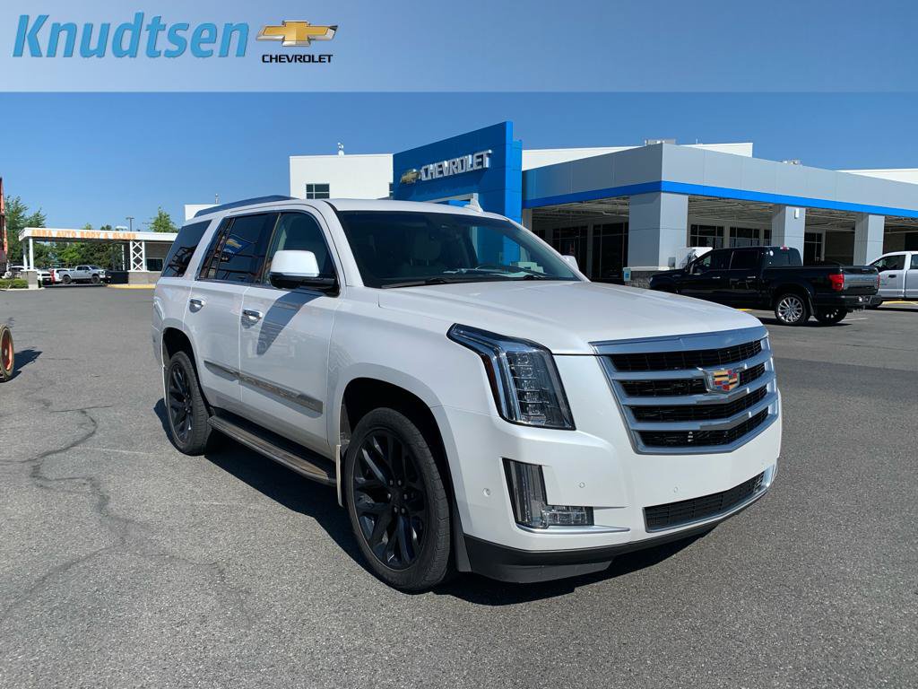 Used 2017 Cadillac Escalade Luxury