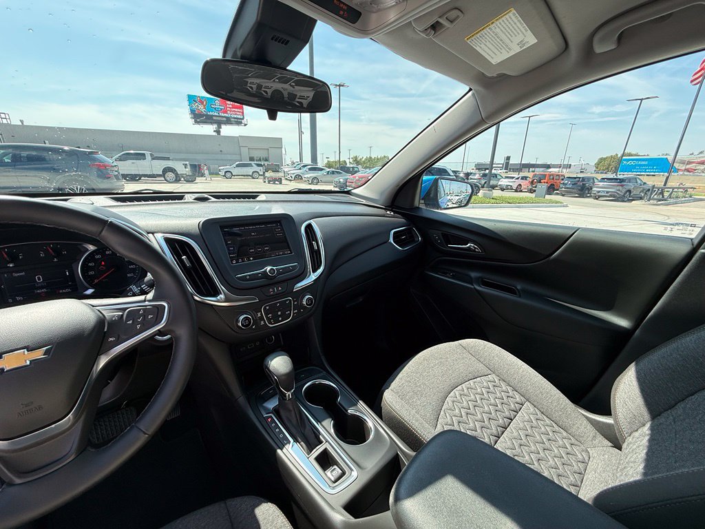 Used 2024 Chevrolet Equinox LT AWD/4WD image 26