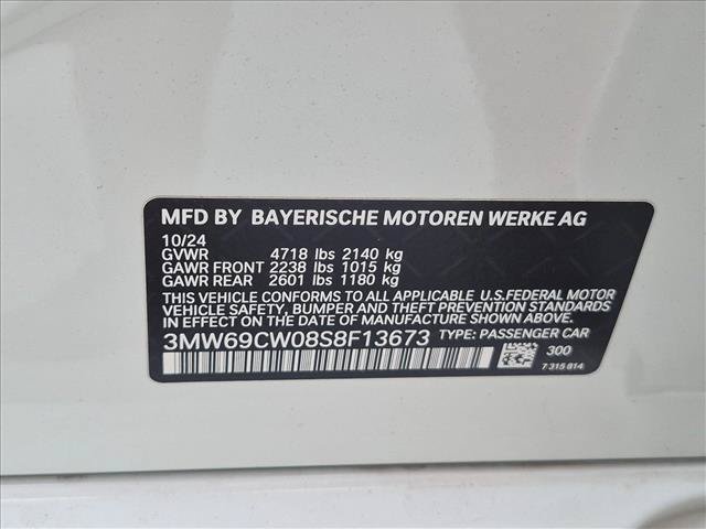 Used 2025 BMW 330i Sedan w/ M Sport Package RWD image 25