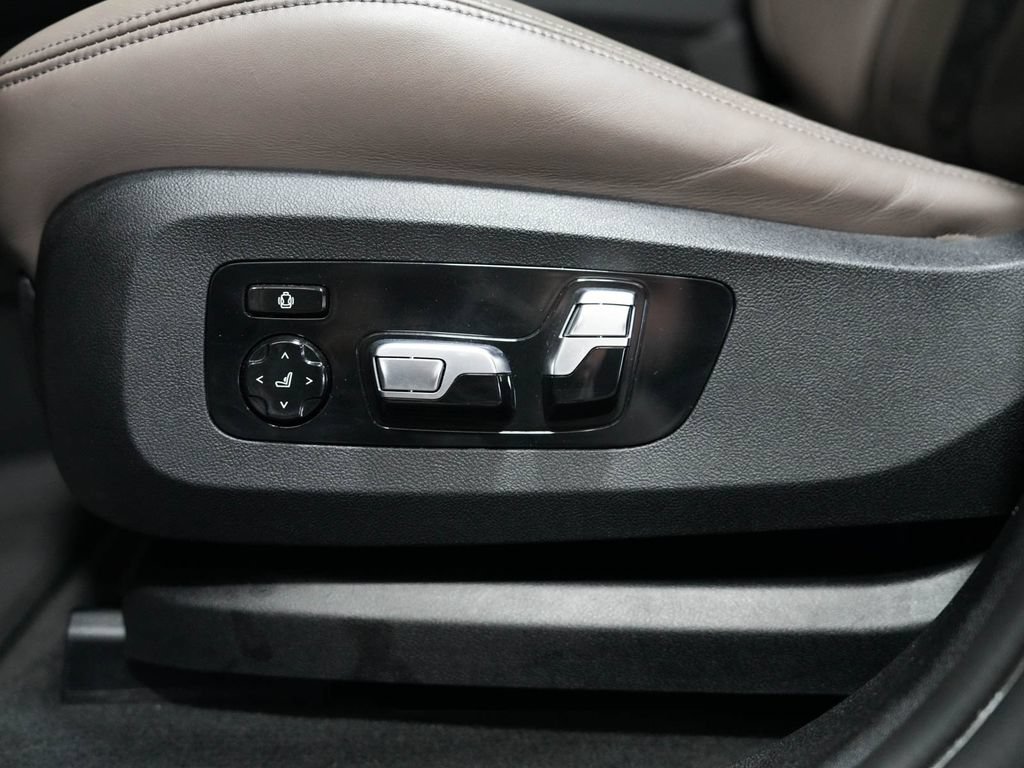 Used 2021 BMW X6 M w/ Competition Package AWD/4WD image 33