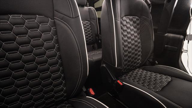 Used 2025 Jeep Gladiator Sport image 33