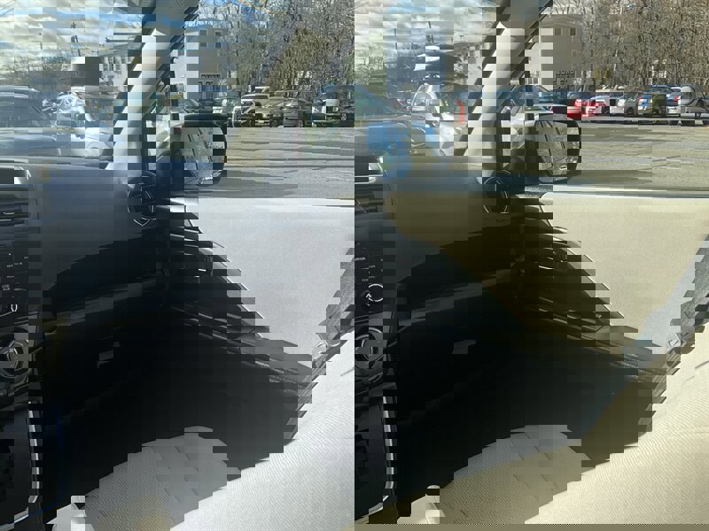 Used 2015 MAZDA MAZDA5 Sport image 15