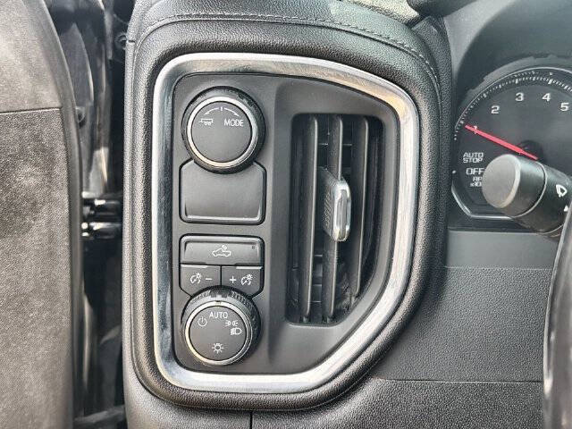 Used 2022 Chevrolet Silverado 1500 LT w/ Texas Edition Plus RWD image 17