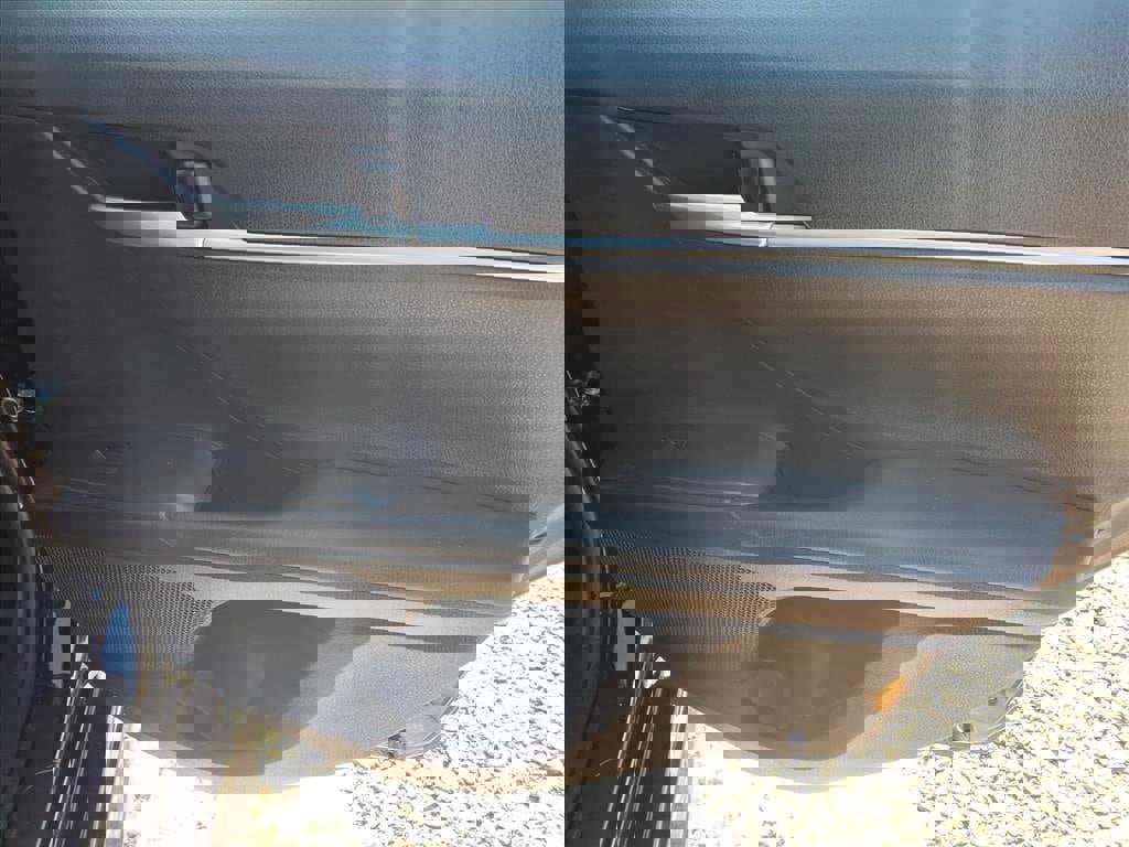 Used 2023 Toyota Camry SE image 11