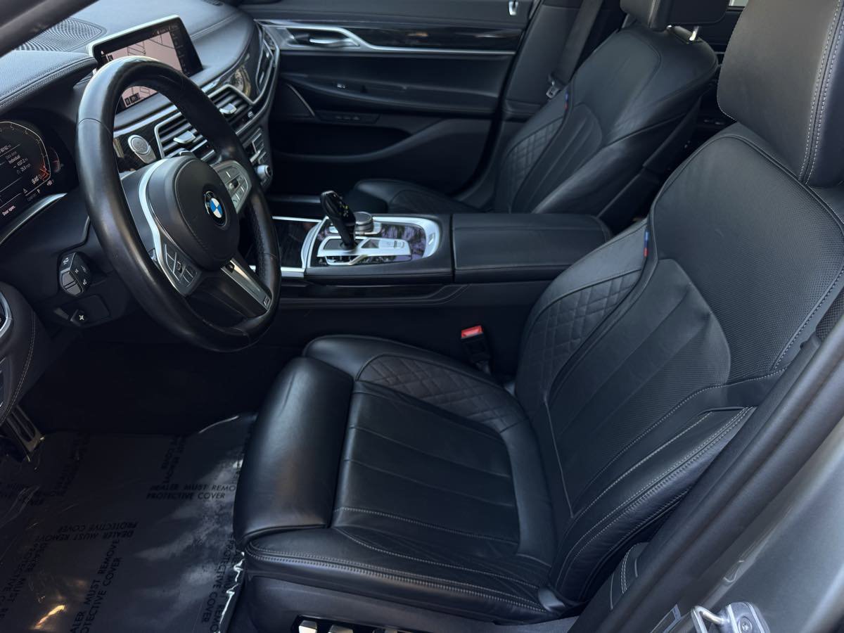 Used 2020 BMW 740i w/ M Sport Package image 16