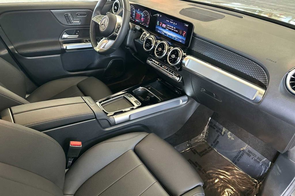 Certified 2026 Mercedes-Benz GLB 250 image 19