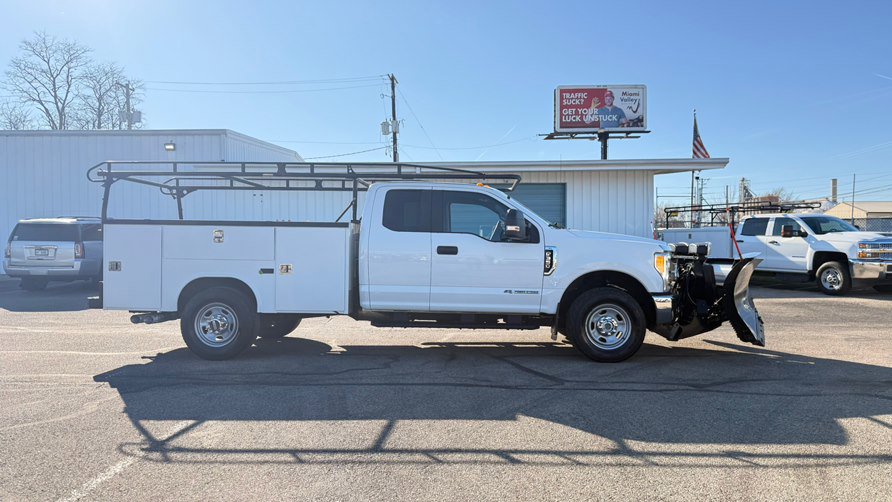 Used 2017 Ford F350 XL AWD/4WD image 6