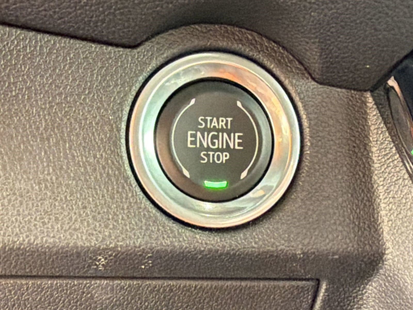 Certified 2024 Chevrolet Traverse RS image 25