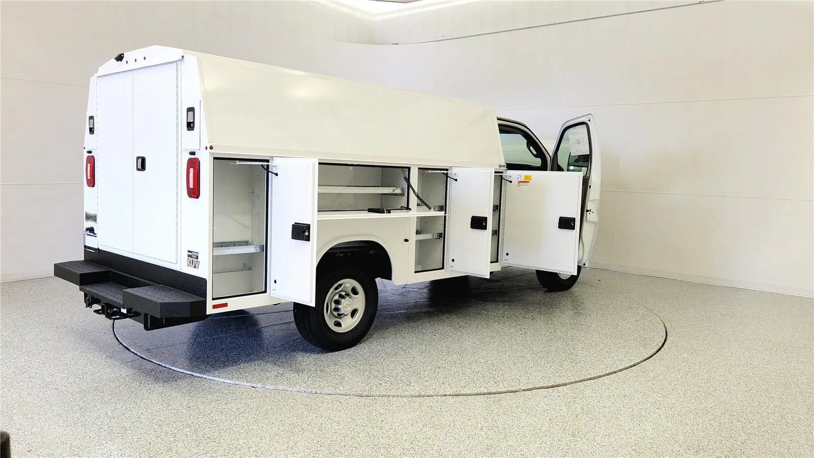 New 2025 Chevrolet Express 3500 w/ Power Convenience Package RWD image 12