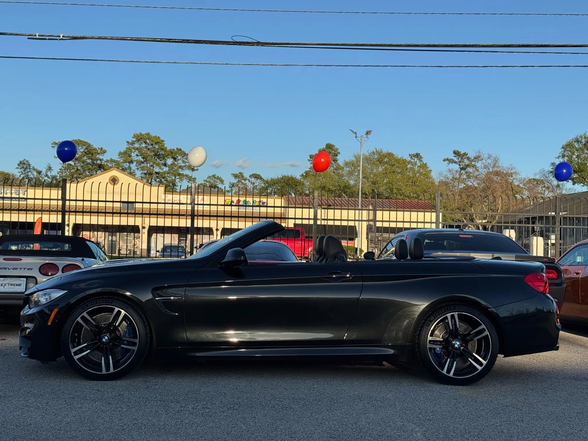 Used 2015 BMW M4 Convertible image 10