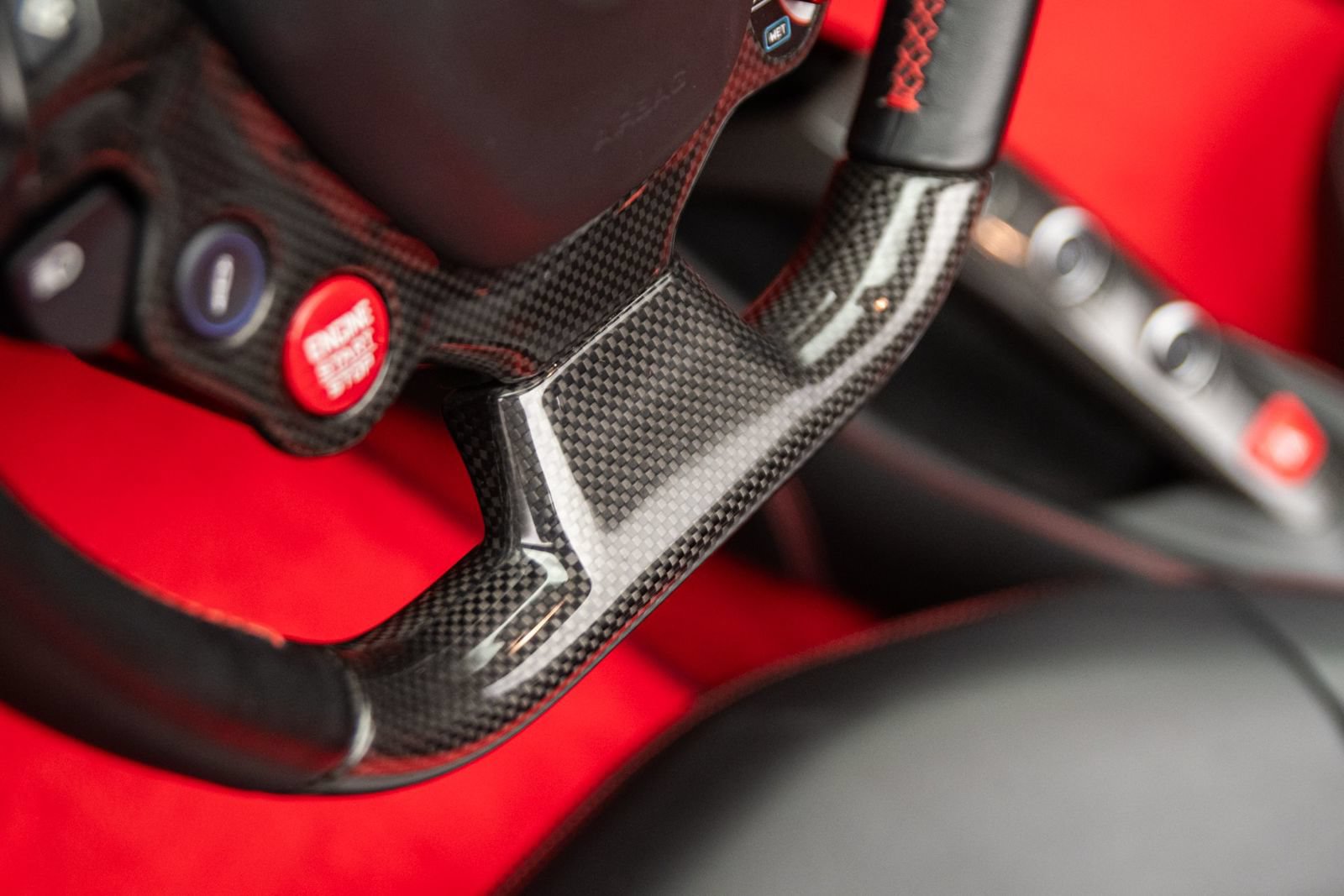 Used 2018 Ferrari 488 Spider RWD image 24