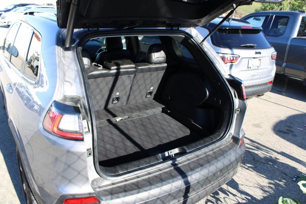 Used 2021 Jeep Cherokee Limited image 33