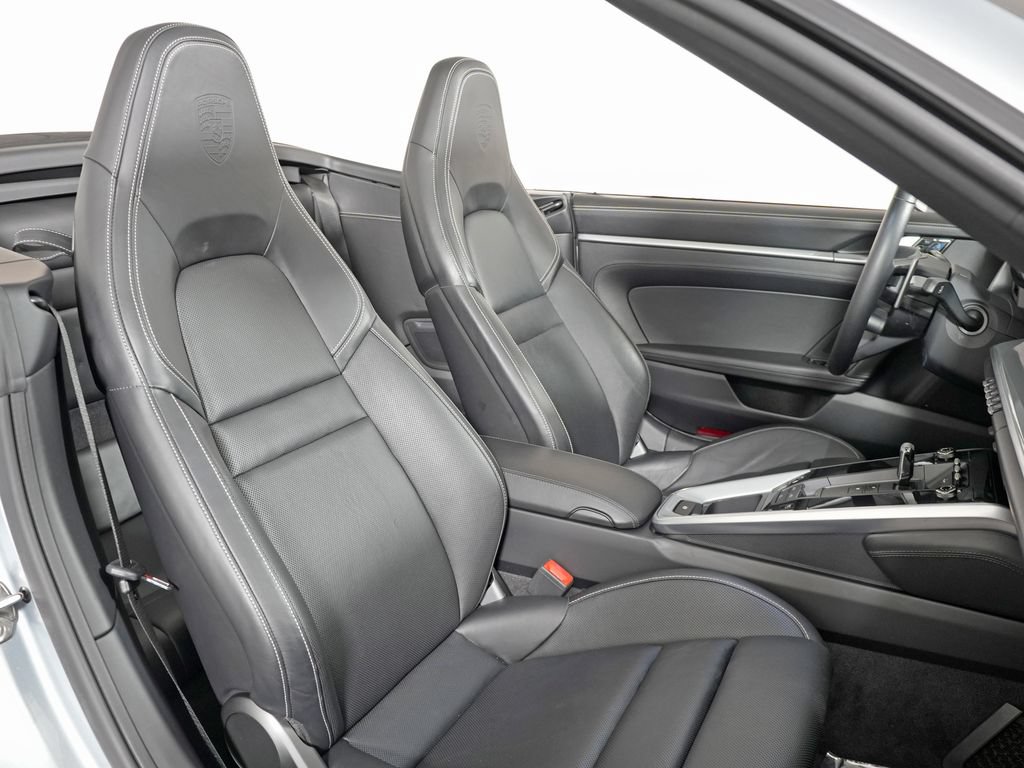 Certified 2020 Porsche 911 Carrera 4S AWD/4WD image 46