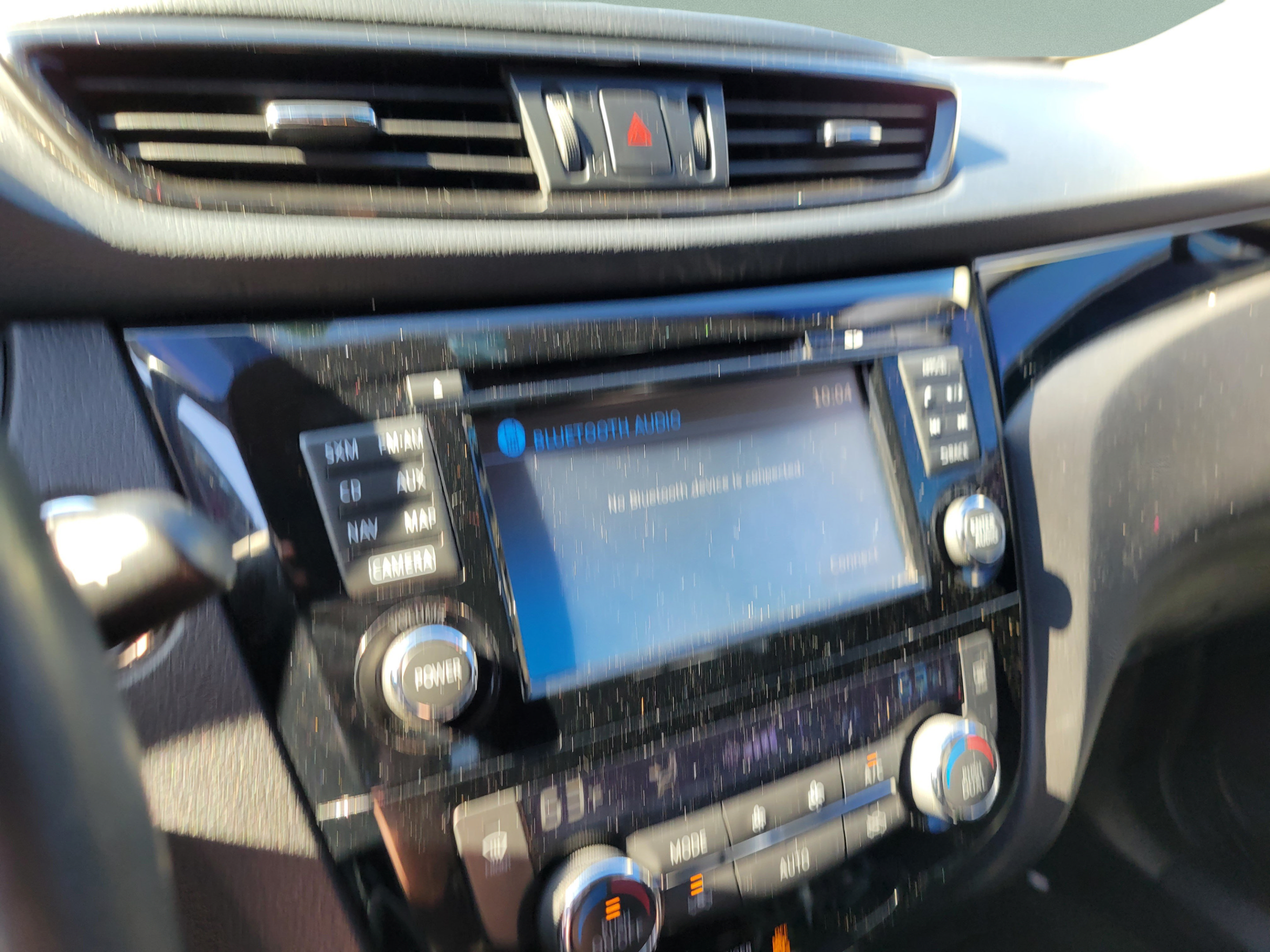 Used 2018 Nissan Rogue Sport SL FWD image 16