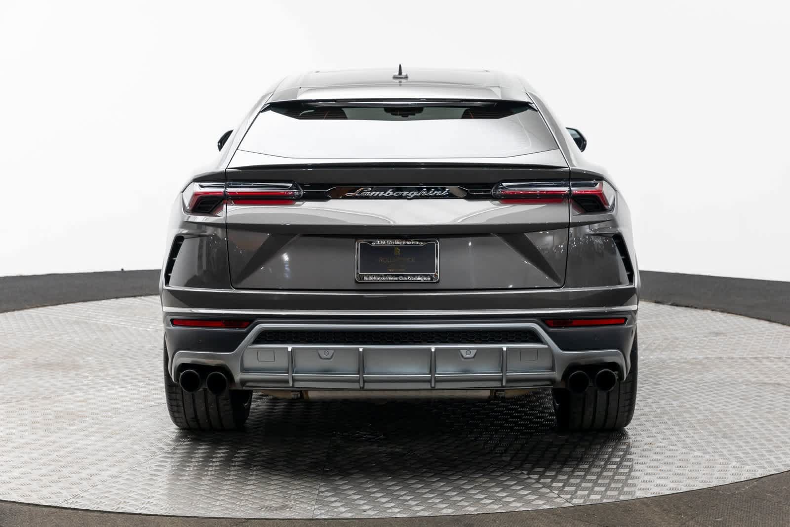 Used 2022 Lamborghini Urus AWD/4WD image 5