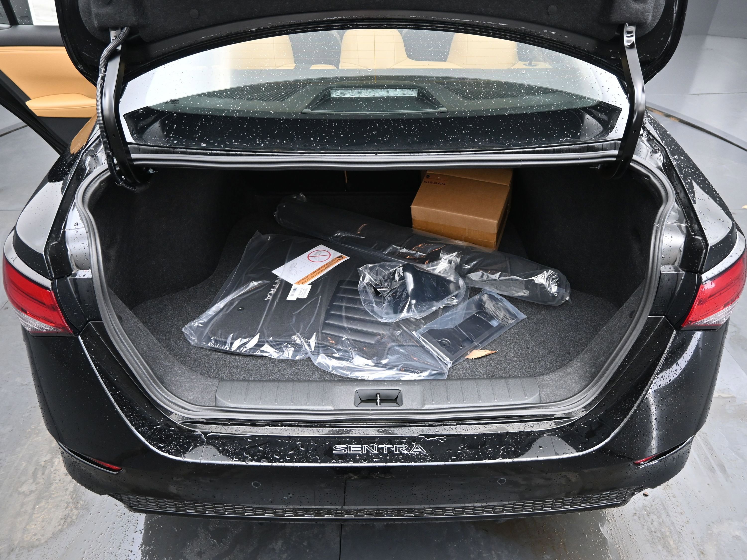 New 2025 Nissan Sentra SV w/ SV Premium Package image 17