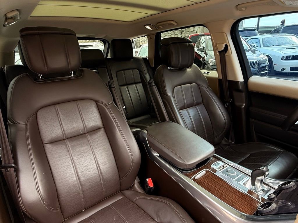 Used 2018 Land Rover Range Rover Sport HSE Dynamic image 45