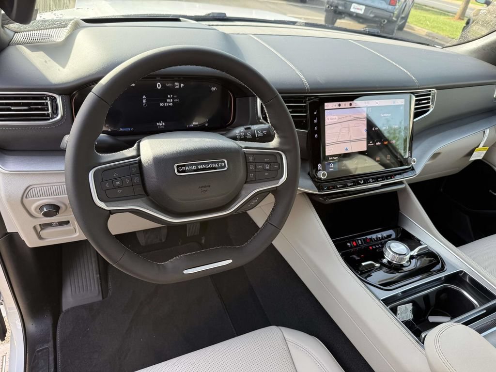 New 2026 Jeep Grand Wagoneer Limited AWD/4WD image 2