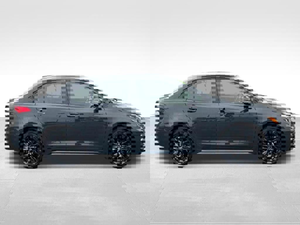 Certified 2025 Toyota Corolla SE w/ SE Premium Package AWD/4WD image 8