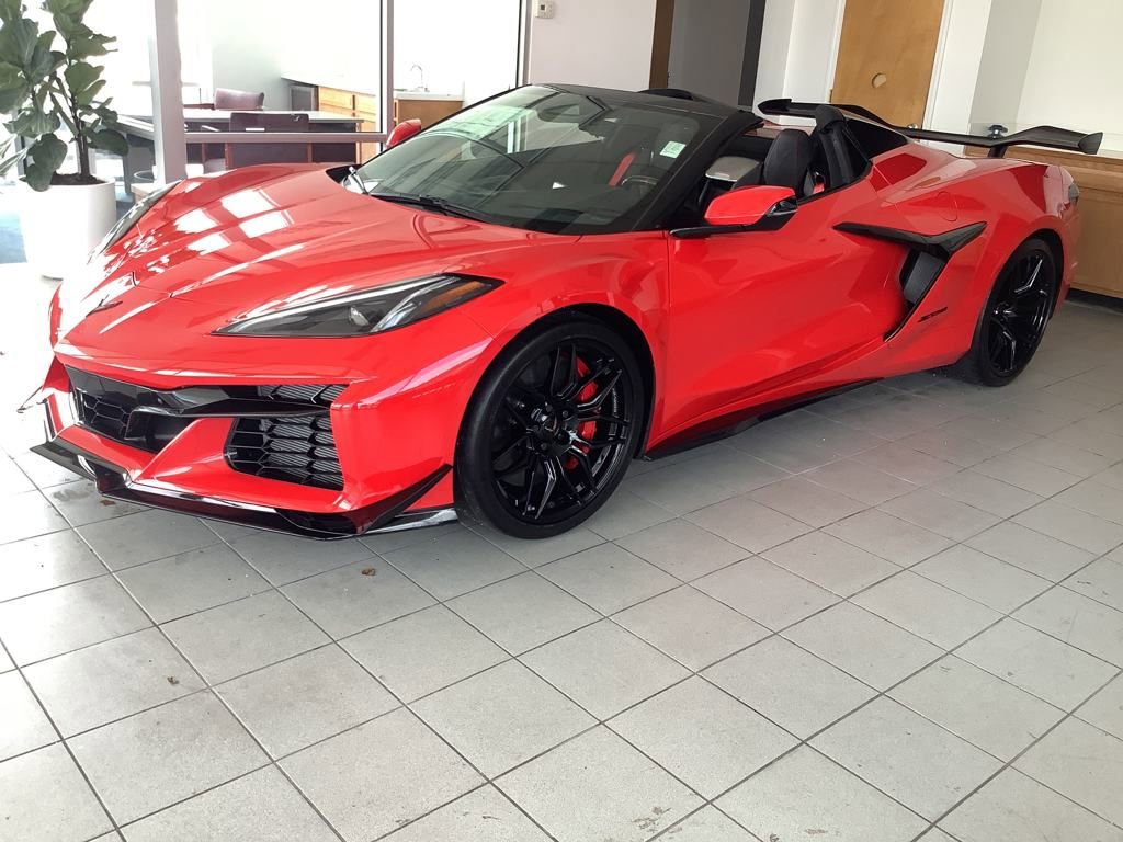New 2025 Chevrolet Corvette Z06 w/ Z07 Performance Package