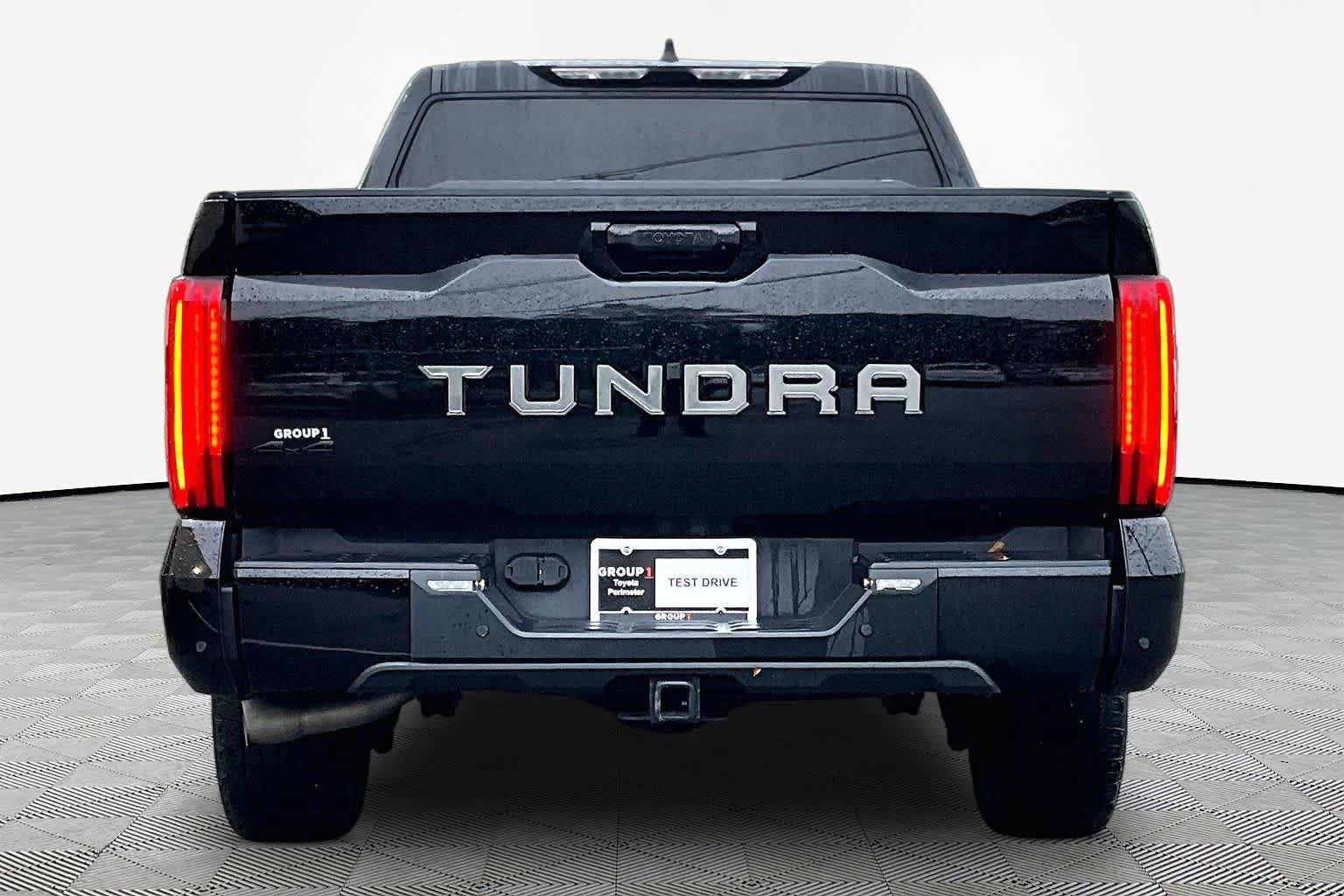 Used 2023 Toyota Tundra SR5 w/ SR5 Convenience Package AWD/4WD image 5