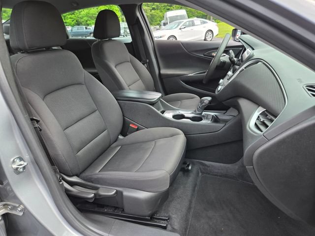 Used 2023 Chevrolet Malibu LT FWD image 17