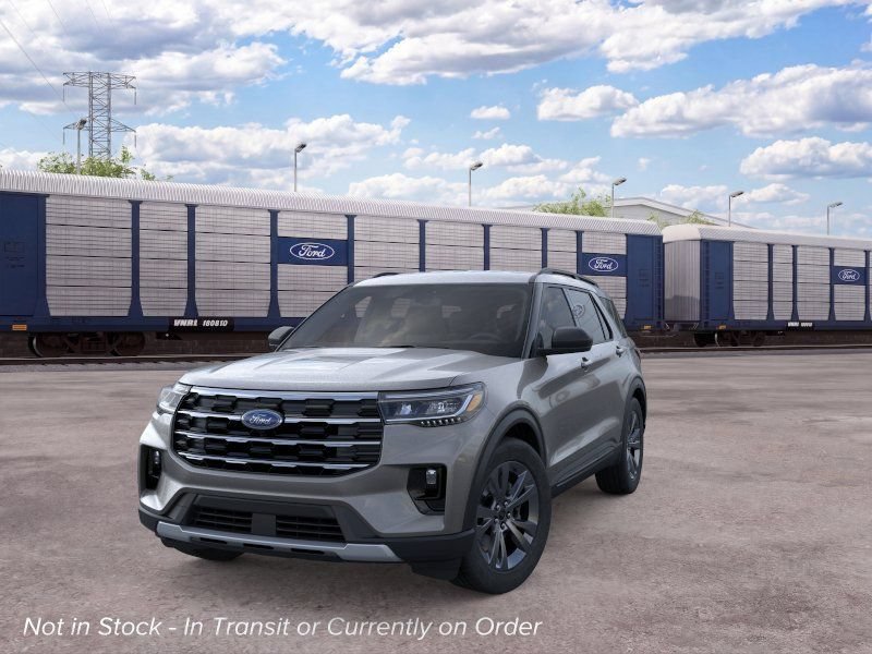 New 2026 Ford Explorer Active w/ Active Comfort Package AWD/4WD image 2