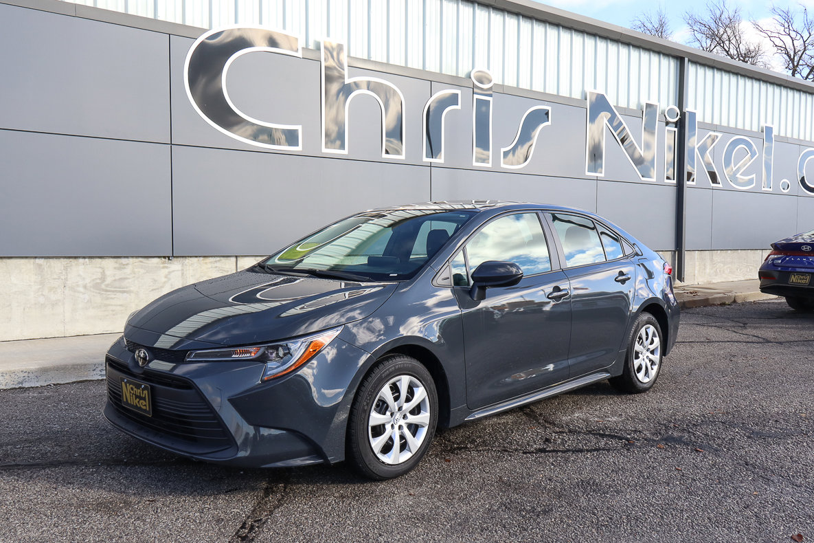 Used 2024 Toyota Corolla LE image 1