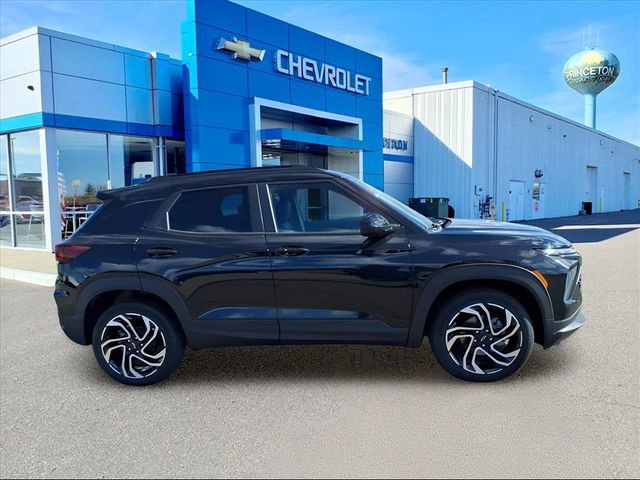 New 2026 Chevrolet TrailBlazer RS w/ Convenience Package image 2