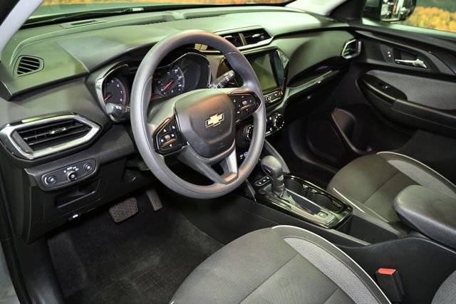 Used 2023 Chevrolet TrailBlazer LT w/ Convenience Package image 22