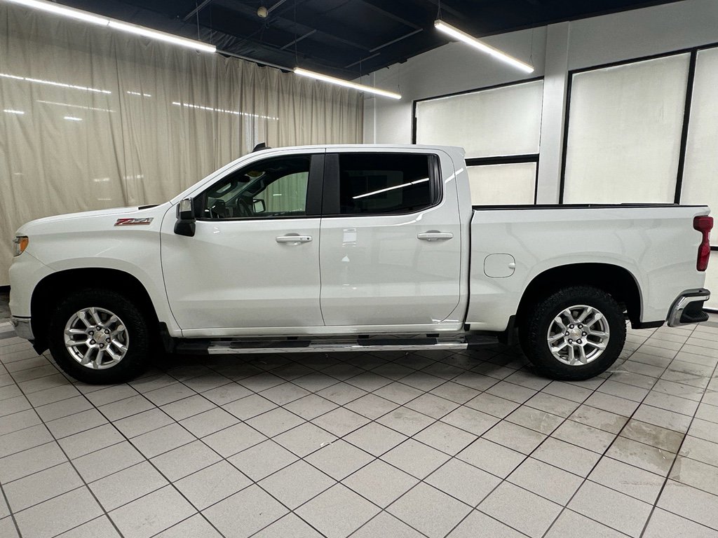 Used 2025 Chevrolet Silverado 1500 LT image 13