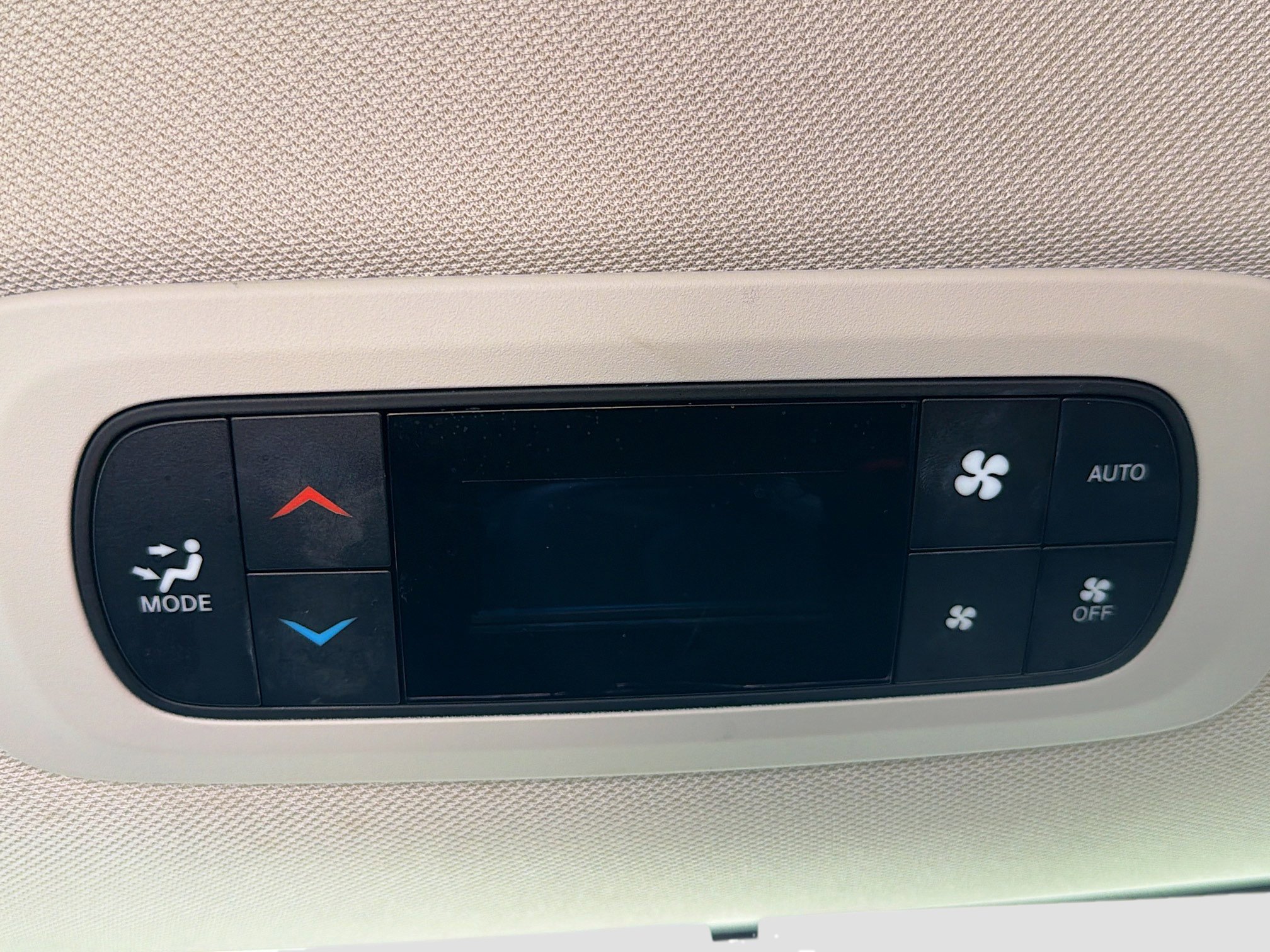 Used 2023 Chrysler Pacifica Touring-L image 21