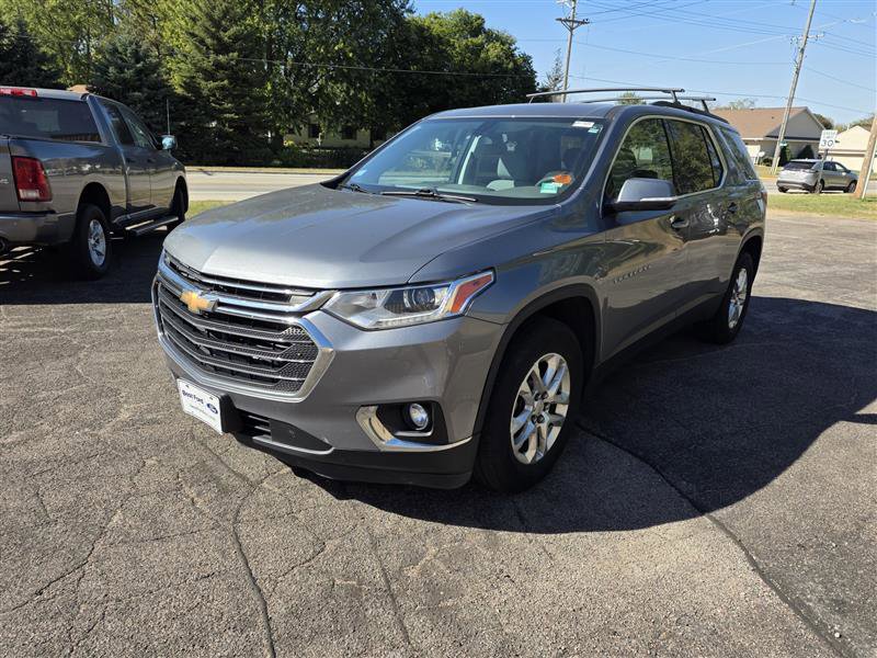 Used 2019 Chevrolet Traverse LT image 2