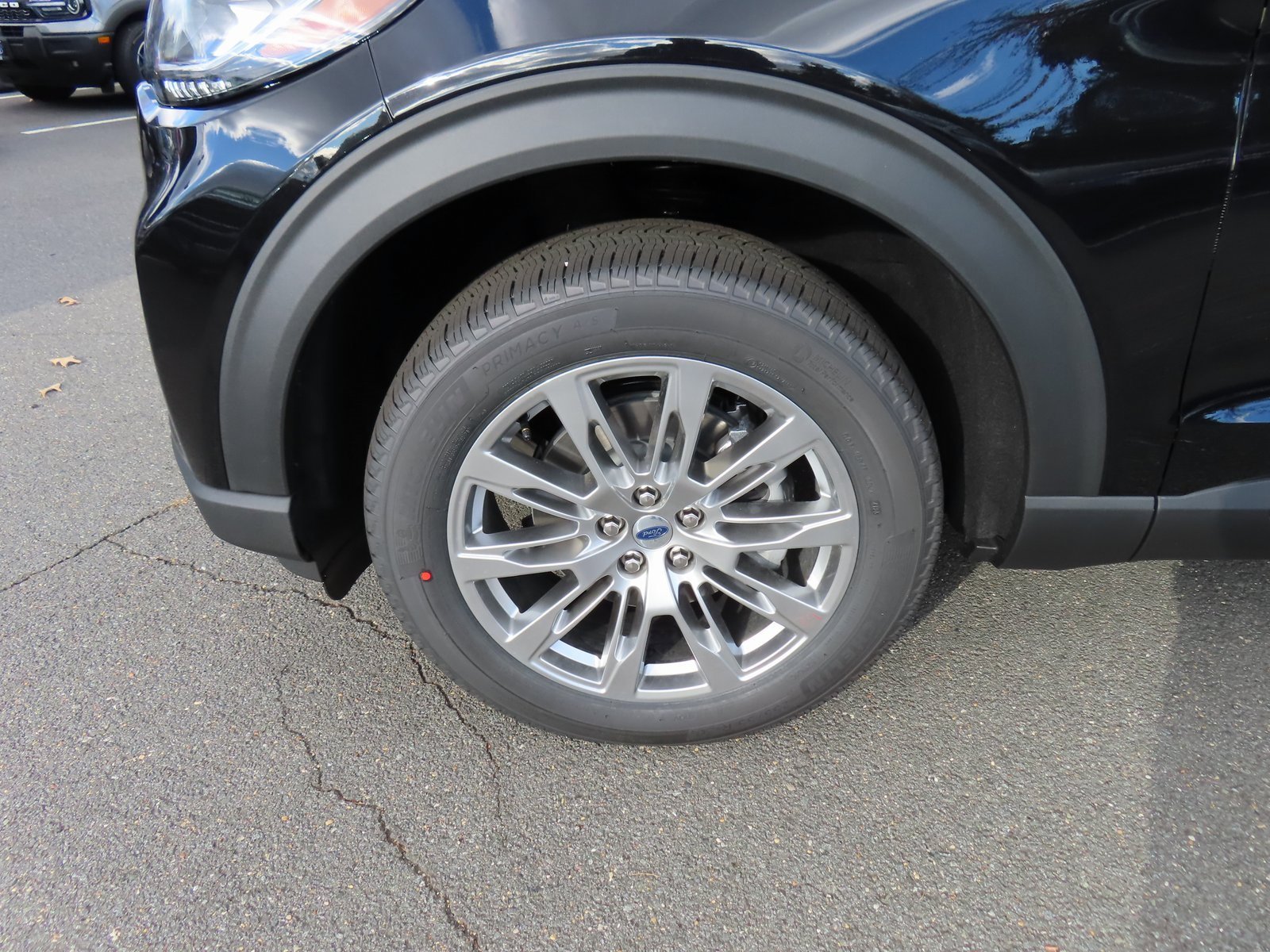 New 2026 Ford Explorer Active w/ Active Comfort Package image 7