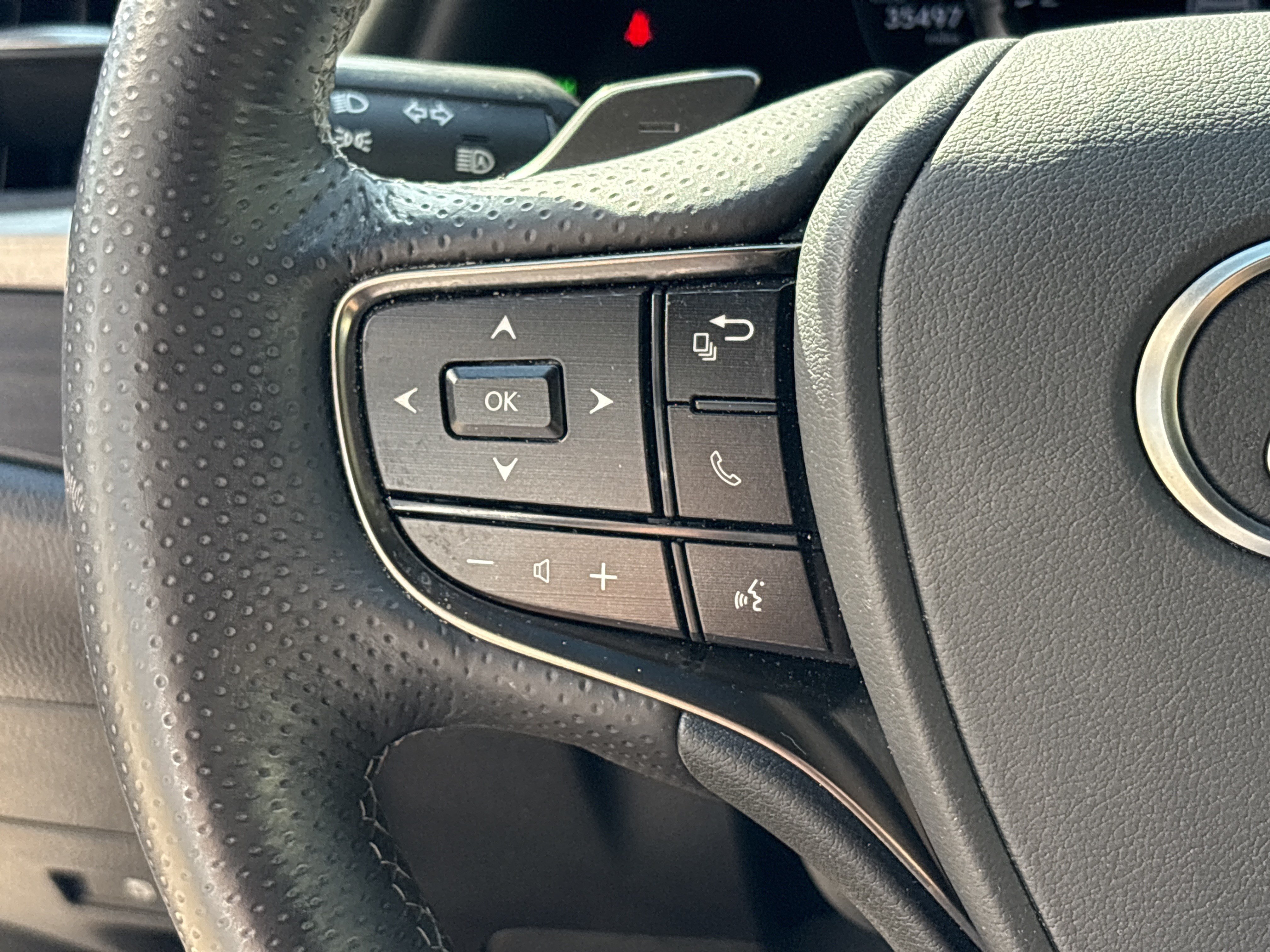 Certified 2021 Lexus ES 350 F Sport w/ Protection Package (P3) FWD image 19