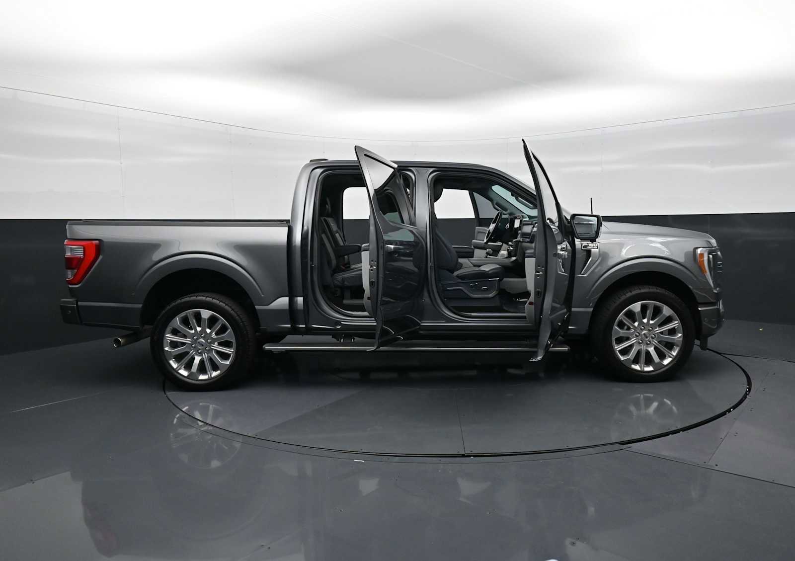Used 2022 Ford F150 Limited AWD/4WD image 34