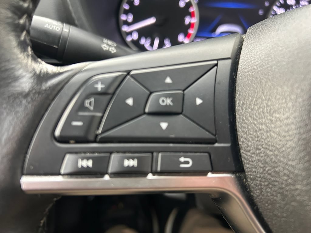 Used 2025 Nissan Sentra SV w/ All-Weather Package FWD image 29