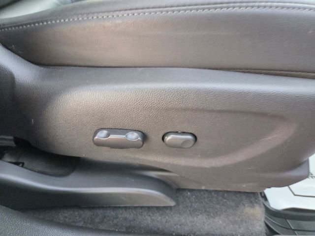 Used 2019 Buick Encore Essence image 39