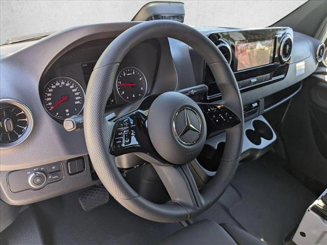 New 2025 Mercedes-Benz Sprinter 2500 video 3