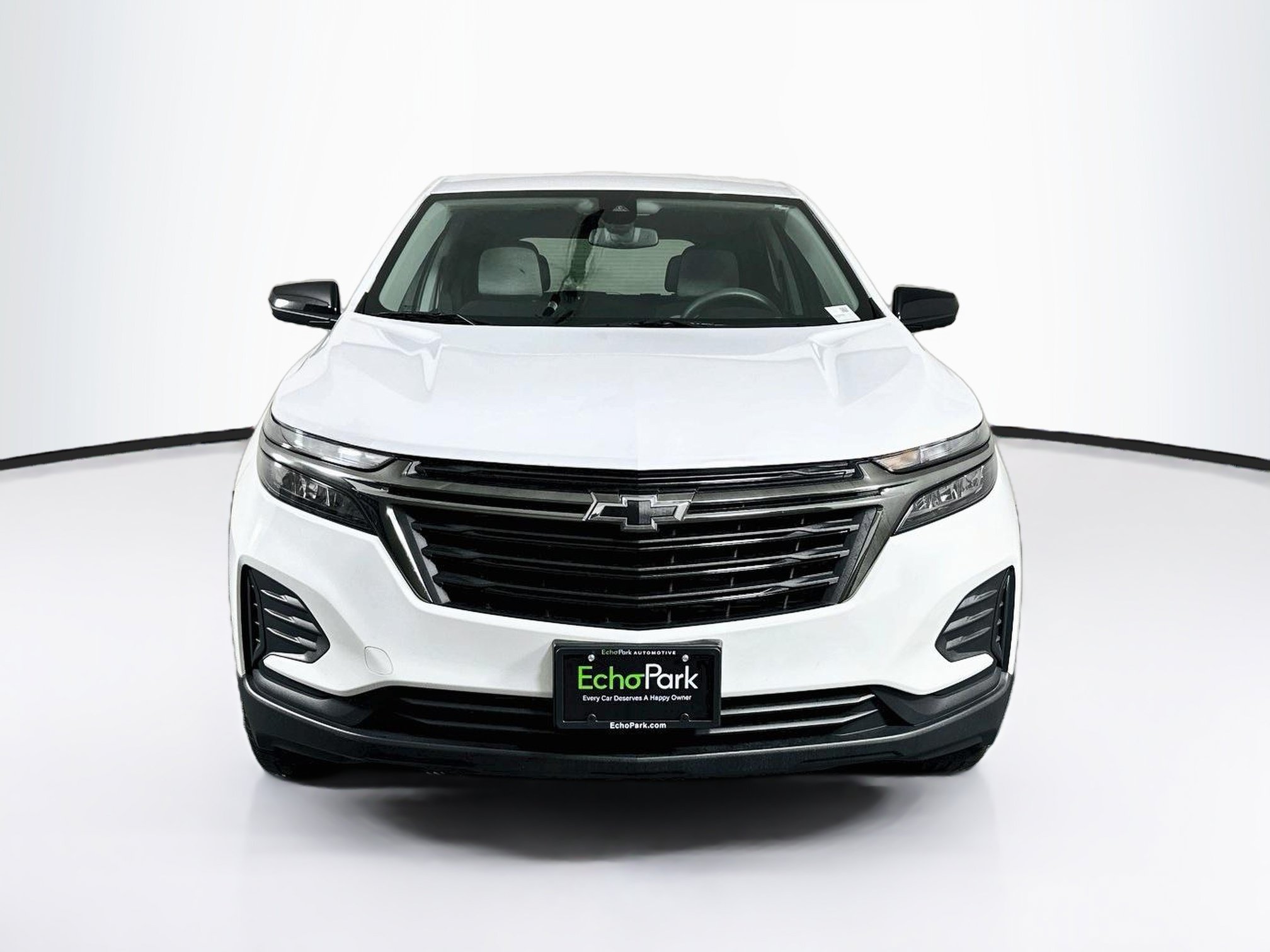 Used 2023 Chevrolet Equinox LS w/ Midnight Edition FWD image 2