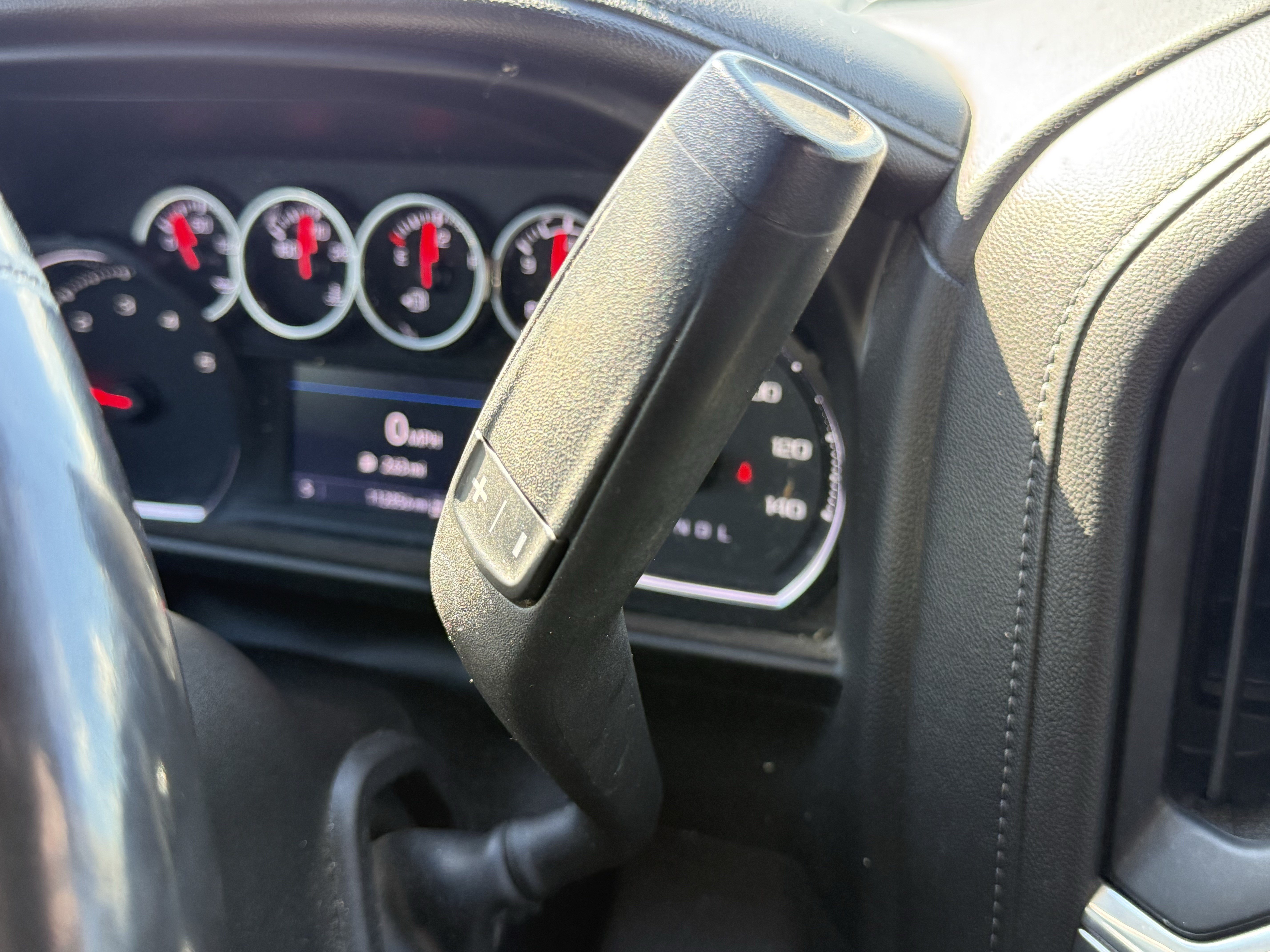 Used 2022 Chevrolet Silverado 2500 LTZ AWD/4WD image 15