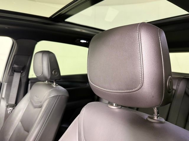 Certified 2022 Cadillac XT5 Premium Luxury image 12