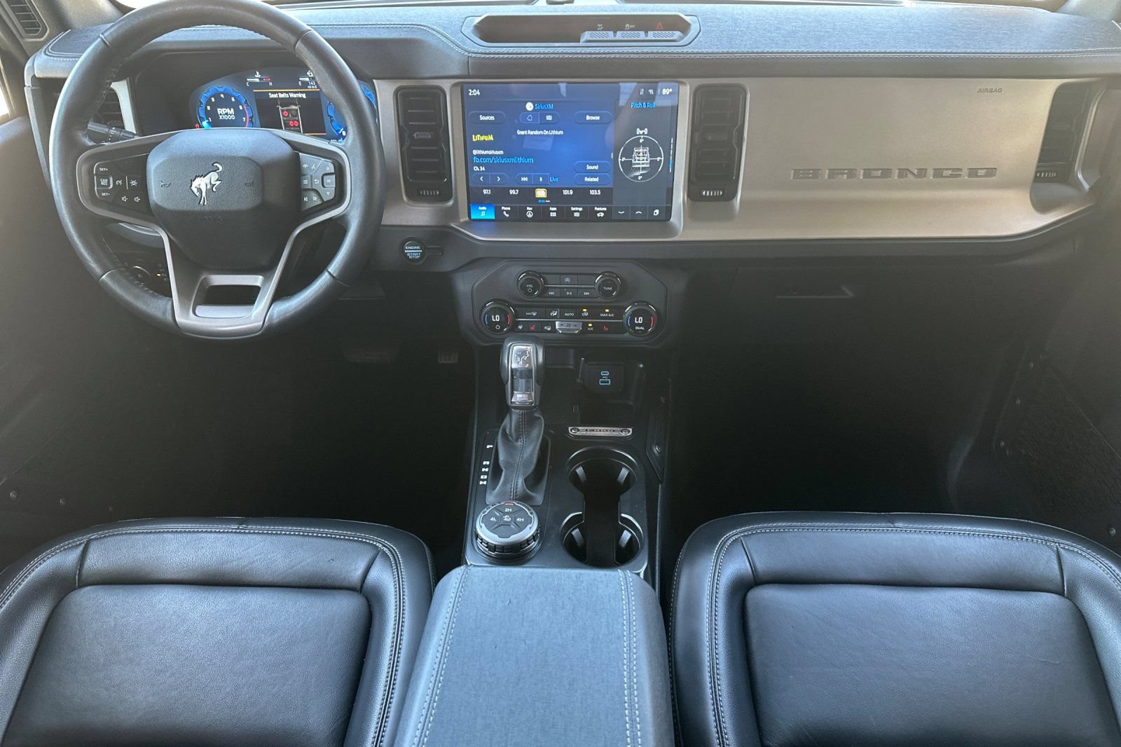 Used 2025 Ford Bronco Outer Banks AWD/4WD image 13