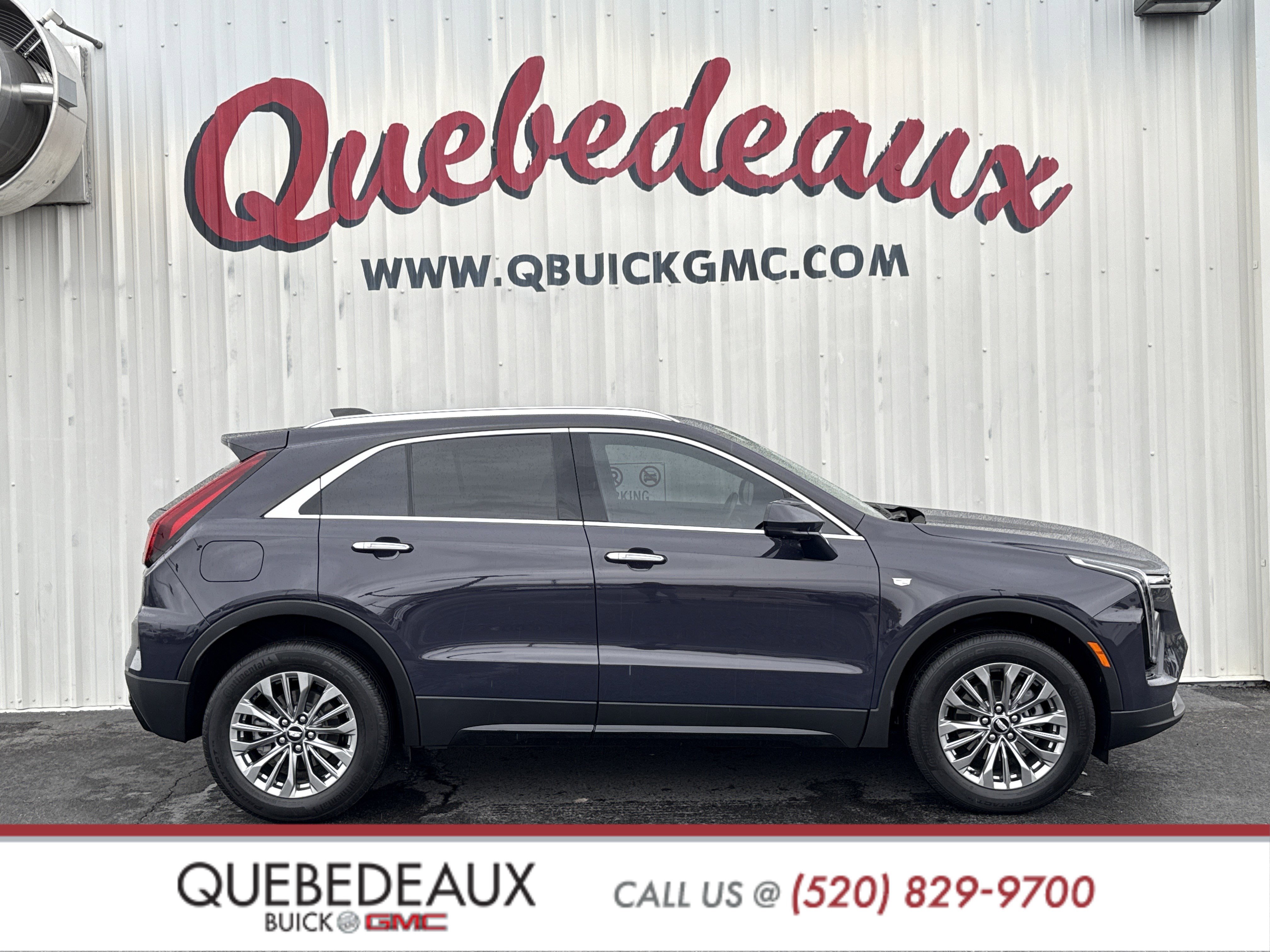 Used 2025 Cadillac XT4 Premium Luxury image 39