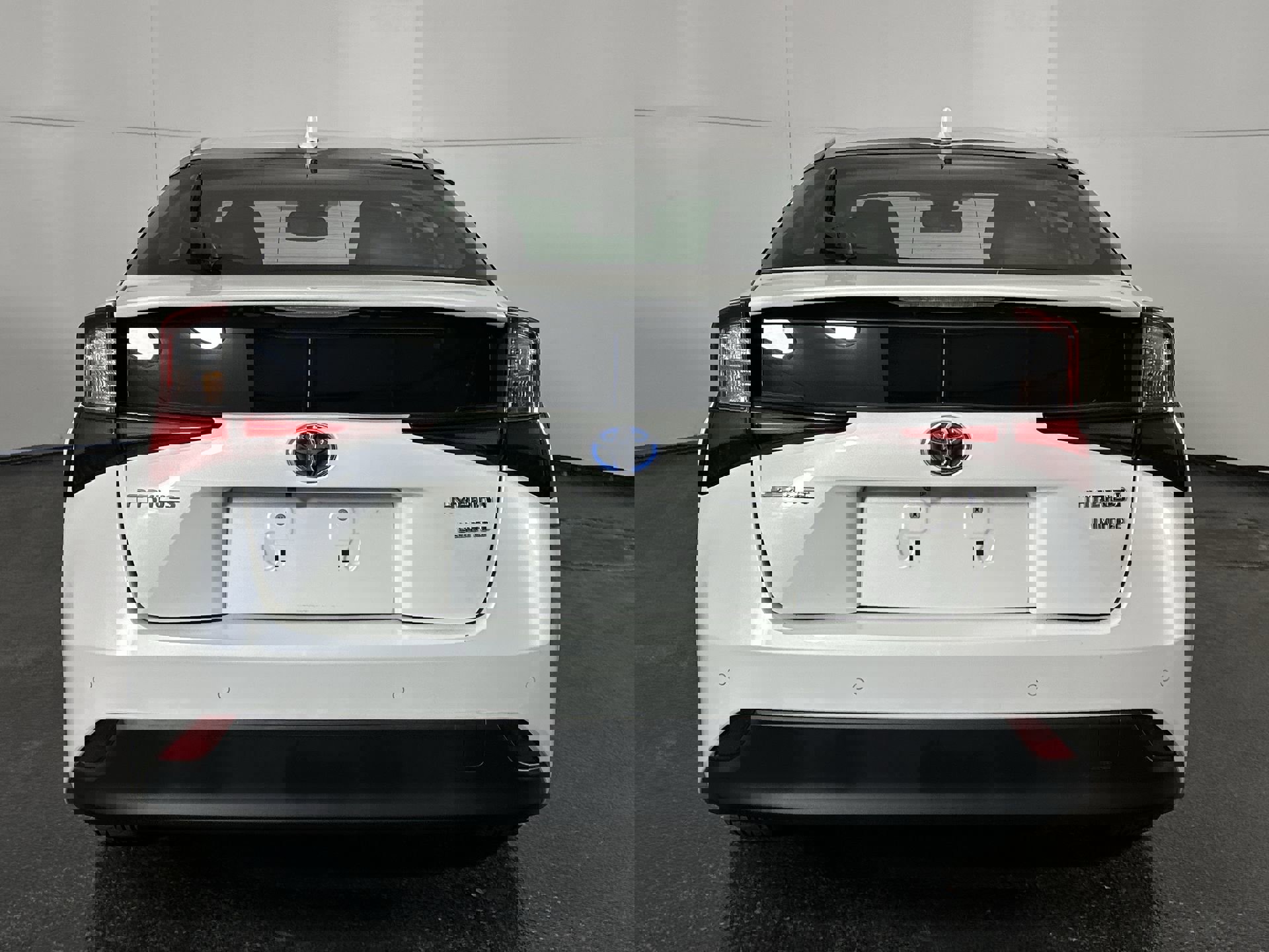 Used 2019 Toyota Prius Limited image 10