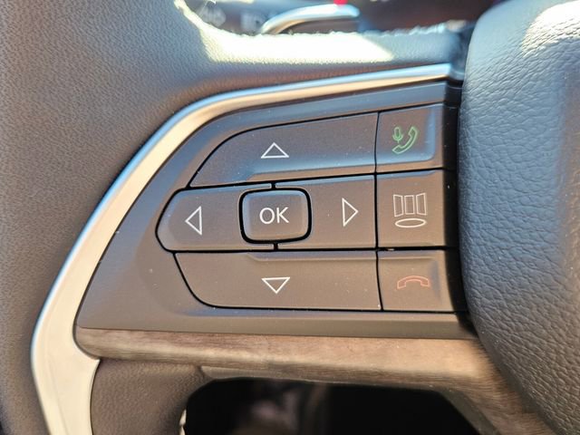 New 2026 Jeep Grand Cherokee Altitude image 12