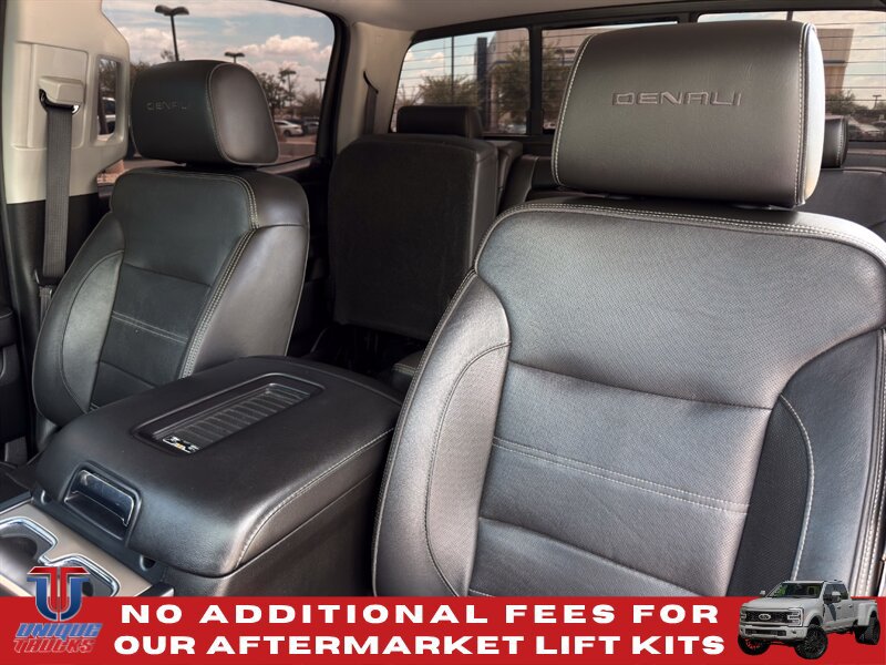 Used 2018 GMC Sierra 2500 Denali w/ Duramax Plus Package AWD/4WD image 19