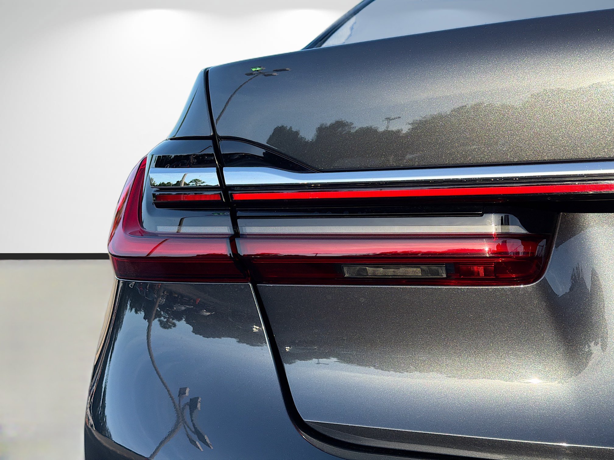 Used 2020 BMW 740i w/ Cold Weather Package RWD image 10