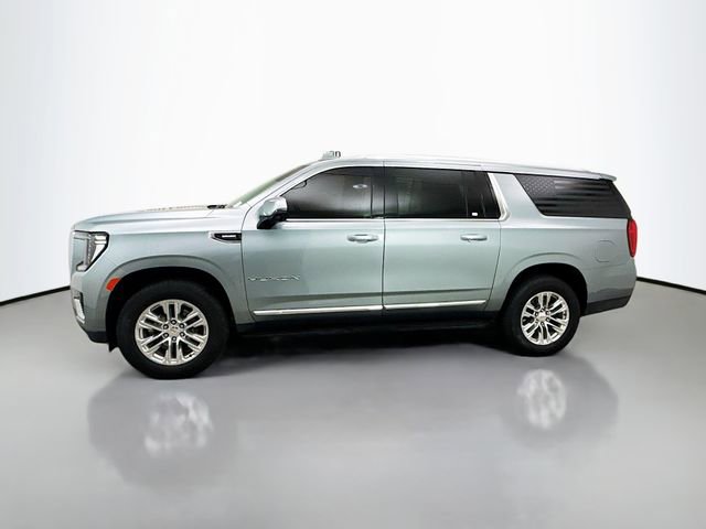 Used 2024 GMC Yukon XL SLT w/ SLT Luxury Package image 5
